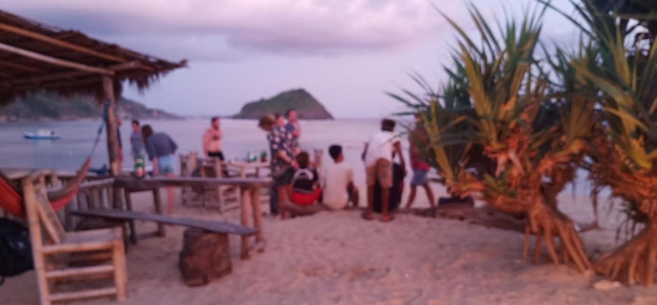 Elisa Homestay Areguling Kuta  Экстерьер фото
